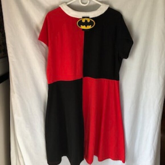 NWT Torrid Batman Dress 2X Red Black DC Comics Harley Quinn Decor. Halloween! - Picture 7 of 7